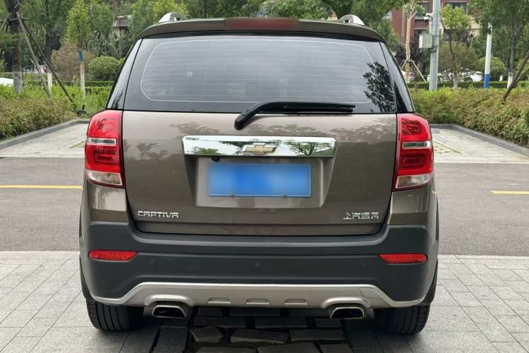 Used Chevrolet Captiva 2017 2.4L Two-Wheel Drive Luxury Edition 7 Seats Exterior 8