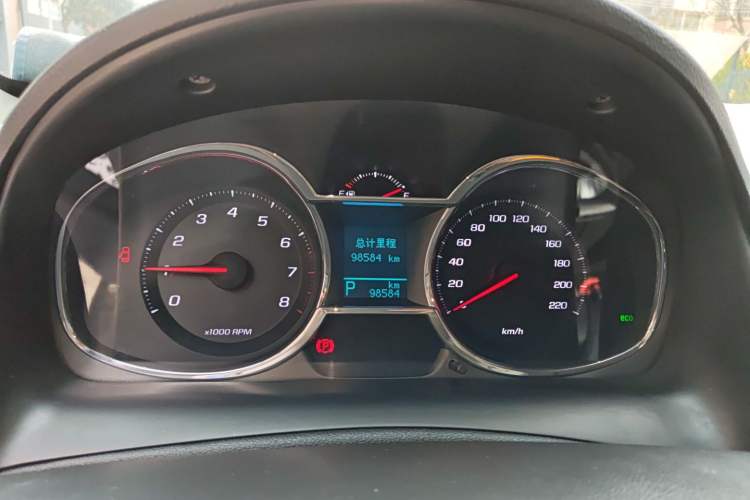 Used Chevrolet Captiva 2017 2.4L Two-Wheel Drive Luxury Edition 7 Seats Instrument Cluster
