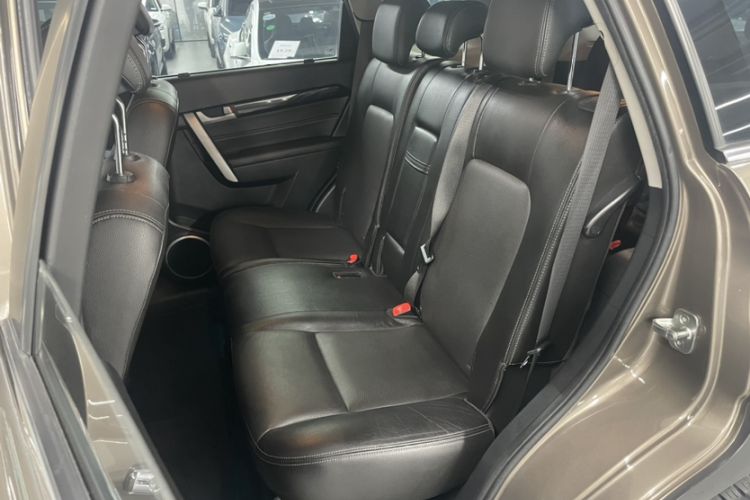 Used Chevrolet Captiva 2017 2.4L 4x4 Flagship Edition 7-Seater Interior 7
