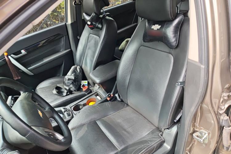 Used Chevrolet Captiva 2017 2.4L Two-Wheel Drive Luxury Edition 7 Seats Left Front Seat