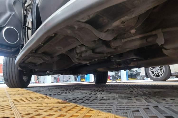 Used Chevrolet Captiva 2017 2.4L 4x4 Flagship Edition 7-Seater Left Side Sill