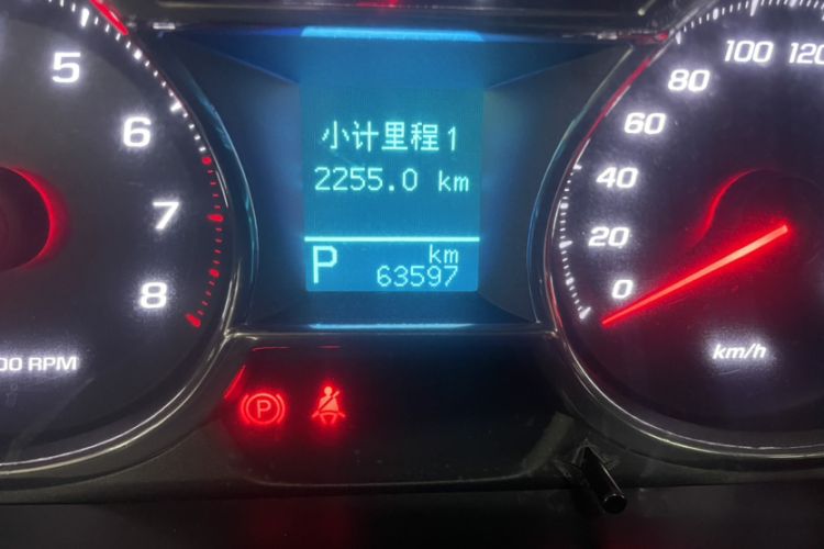 Used Chevrolet Captiva 2017 2.4L 4x4 Flagship Edition 7-Seater Odometer Close Up