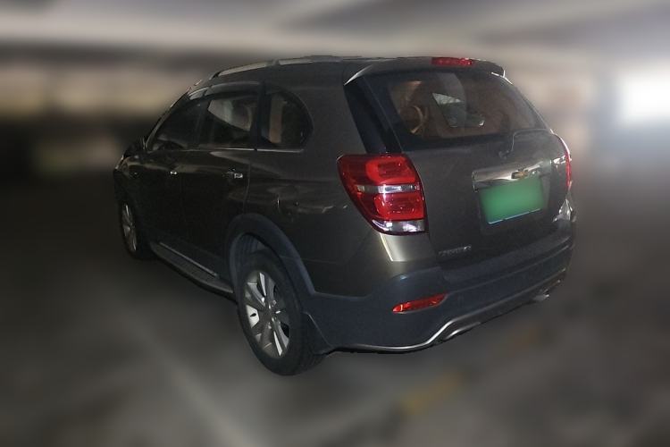 Used Chevrolet Captiva 2017 2.4L 4x4 Flagship Edition 7-Seater Rear Left 45 Deg