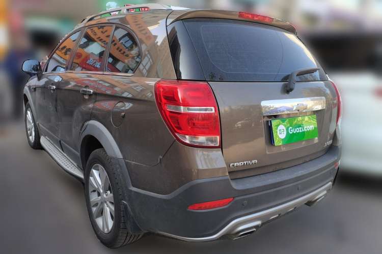 Used Chevrolet Captiva 2017 2.4L 4x4 Flagship Edition 7-Seater Rear Left 45 Deg