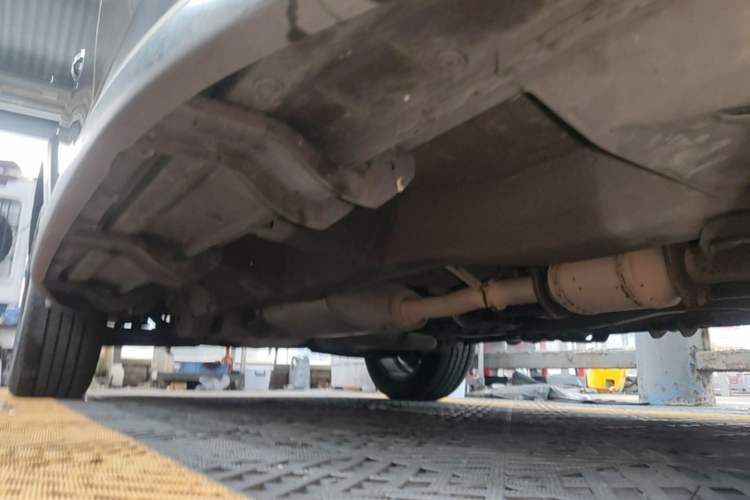 Used Chevrolet Captiva 2017 2.4L 4x4 Flagship Edition 7-Seater Right Side Sill