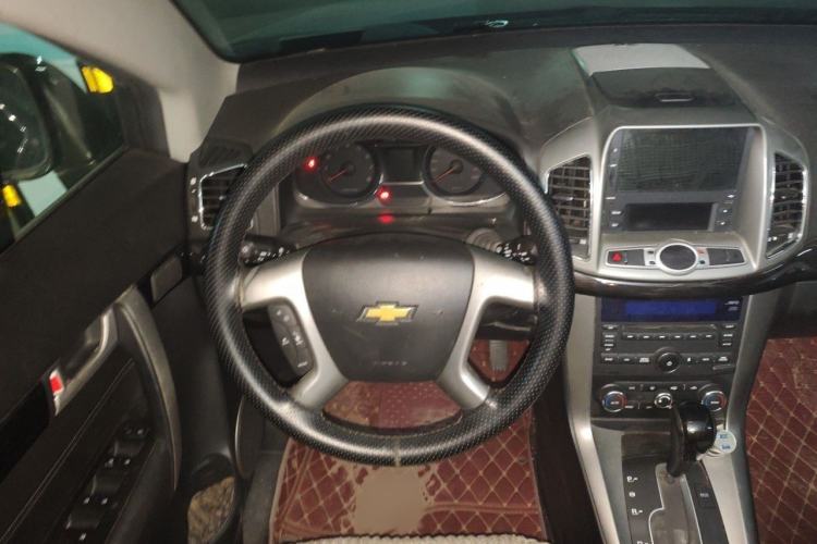 Used Chevrolet Captiva 2017 2.4L Two-Wheel Drive Luxury Edition 7 Seats Steering Wheel