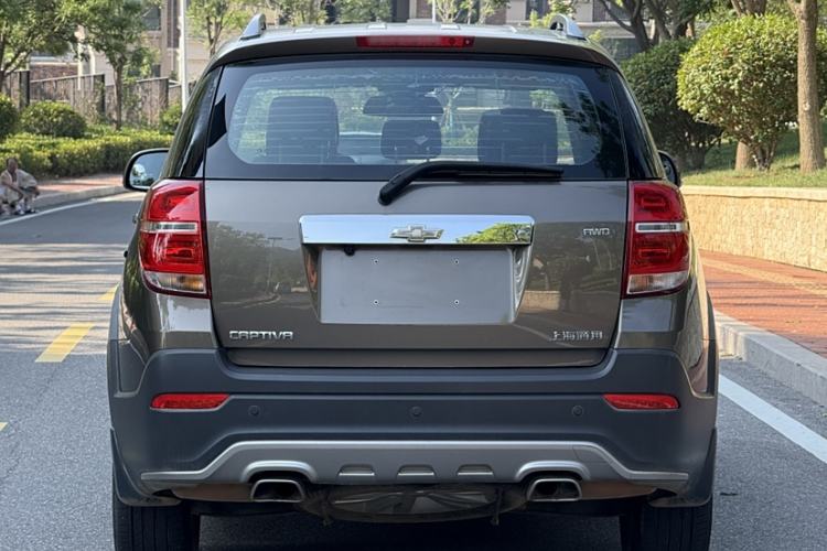 Used Chevrolet Captiva 2017 2.4L Two-Wheel Drive Luxury Edition 7 Seats Trunk