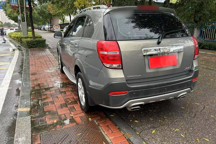 Used Chevrolet Captiva 2017 2.4L Two-Wheel Drive Luxury Edition 7 Seats Exterior 3