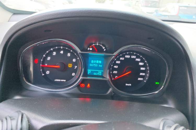 Used Chevrolet Captiva 2017 2.4L Two-Wheel Drive Luxury Edition 7 Seats Instrument Cluster