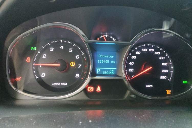 Used Chevrolet Captiva 2017 2.4L 4x4 Flagship Edition 7-Seater Instrument Cluster