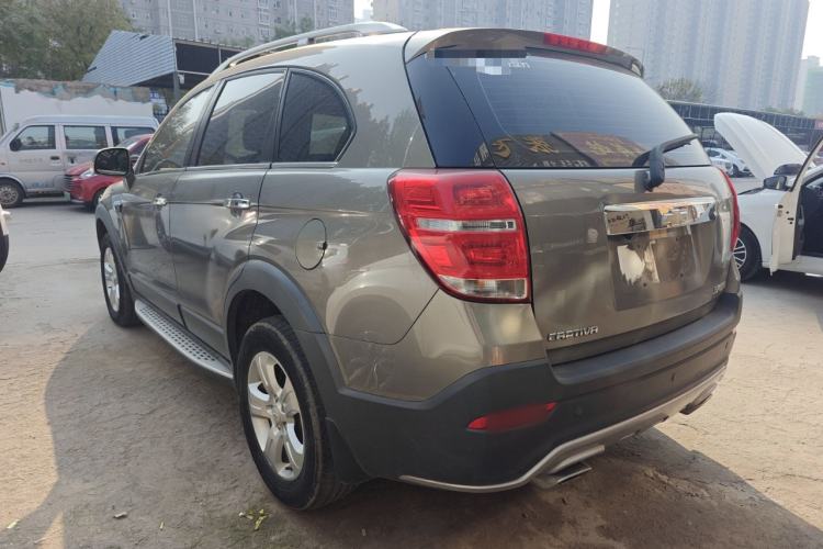 Used Chevrolet Captiva 2017 2.4L Two-Wheel Drive Luxury Edition 7 Seats Left Side