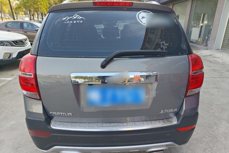 Used Chevrolet Captiva 2017 2.4L Two-Wheel Drive Luxury Edition 7 Seats Rear