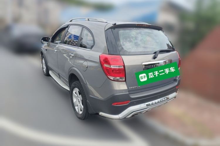 Used Chevrolet Captiva 2017 2.4L Two-Wheel Drive Luxury Edition 7 Seats Rear Left 45 Deg