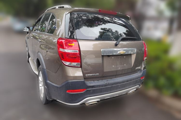 Used Chevrolet Captiva 2017 2.4L Two-Wheel Drive Luxury Edition 7 Seats Rear Left 45 Deg
