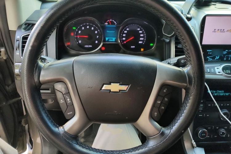 Used Chevrolet Captiva 2017 2.4L 4x4 Flagship Edition 7-Seater Steering Wheel