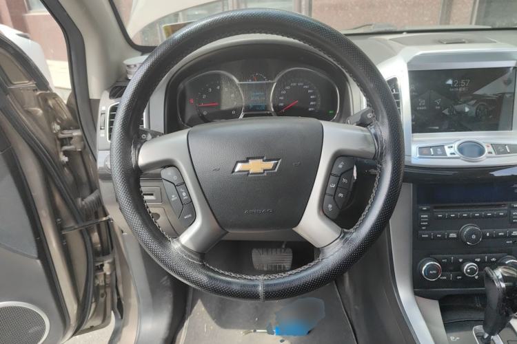 Used Chevrolet Captiva 2017 2.4L 4x4 Flagship Edition 7-Seater Steering Wheel