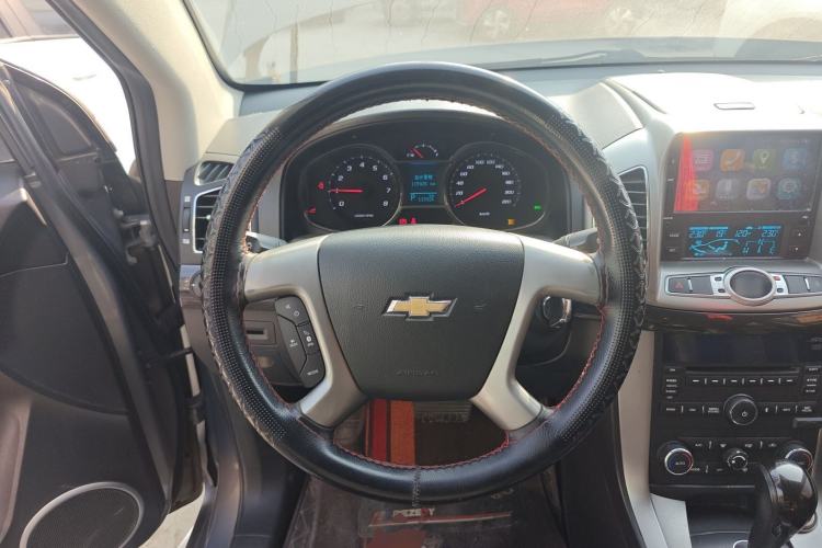 Used Chevrolet Captiva 2017 2.4L Two-Wheel Drive Luxury Edition 7 Seats Steering Wheel