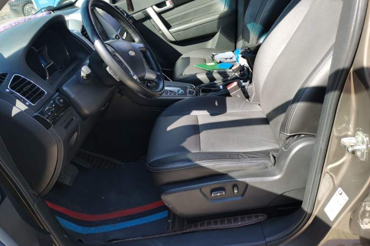 Used Chevrolet Captiva 2017 2.4L 4x4 Flagship Edition 7-Seater Left Front Seat