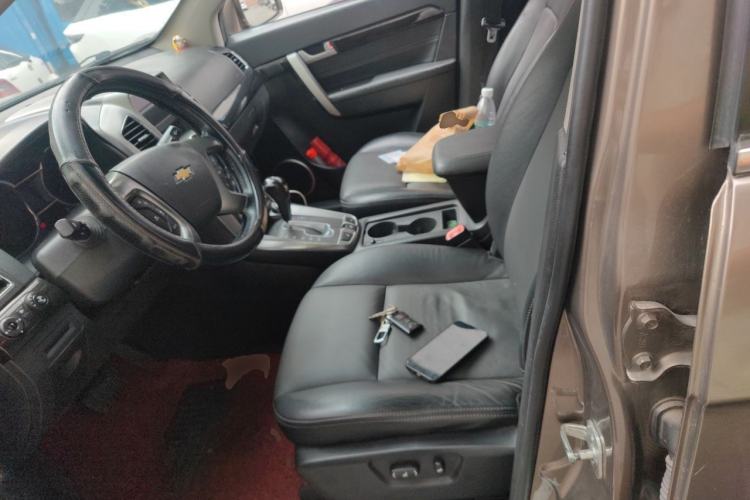 Used Chevrolet Captiva 2017 2.4L 4x4 Flagship Edition 7-Seater Left Front Seat