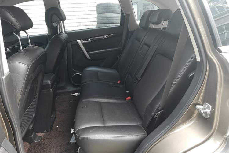 Used Chevrolet Captiva 2017 2.4L Two-Wheel Drive Luxury Edition 7 Seats Left Rear Seat