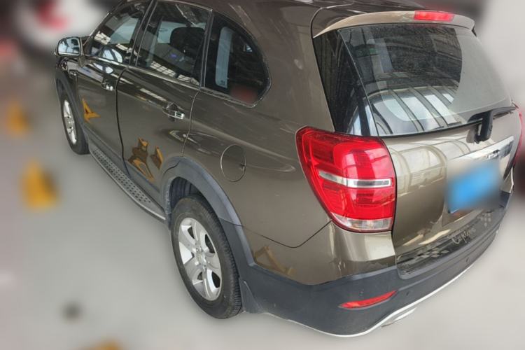 Used Chevrolet Captiva 2017 2.4L Two-Wheel Drive Luxury Edition 7 Seats Rear Left 45 Deg
