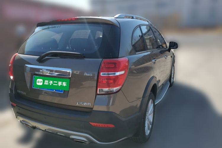 Used Chevrolet Captiva 2017 2.4L 4x4 Flagship Edition 7-Seater Rear Right 45 Deg