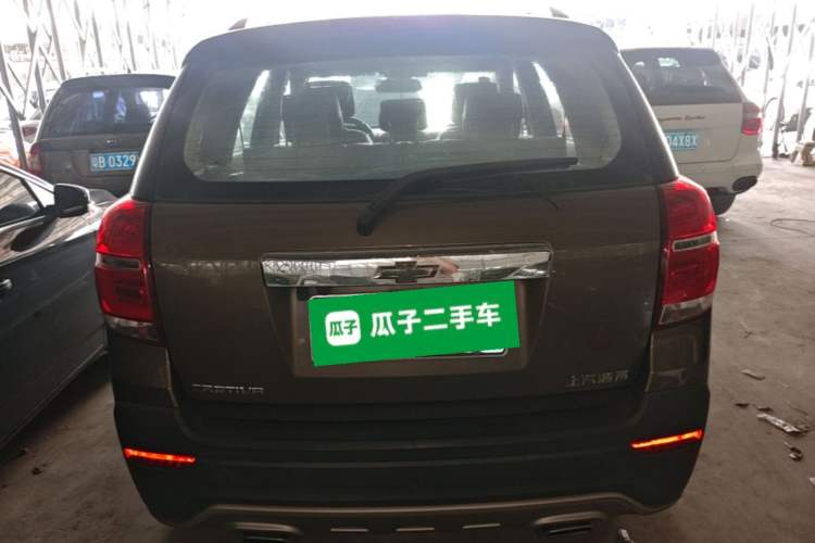 Used Chevrolet Captiva 2017 2.4L Two-Wheel Drive Luxury Edition 7 Seats Rear
