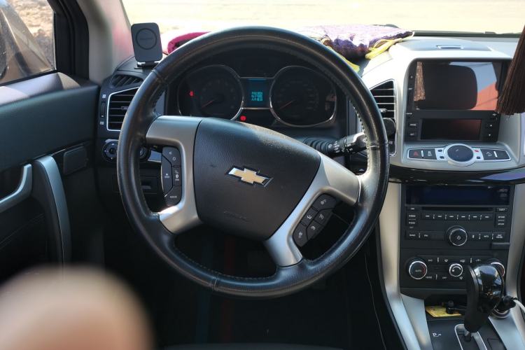 Used Chevrolet Captiva 2017 2.4L 4x4 Flagship Edition 7-Seater Steering Wheel