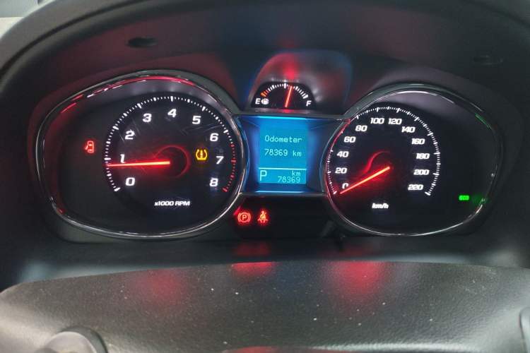 Used Chevrolet Captiva 2017 2.4L Two-Wheel Drive Luxury Edition 7 Seats Instrument Cluster