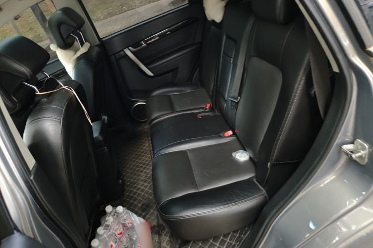 Used Chevrolet Captiva 2017 2.4L Two-Wheel Drive Luxury Edition 7 Seats Left Rear Seat
