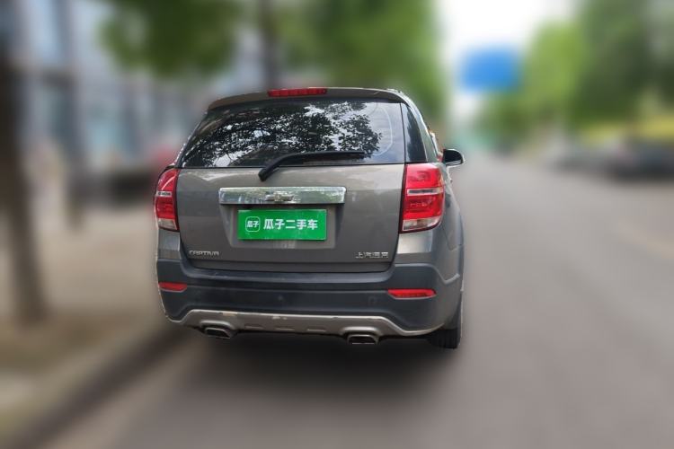 Used Chevrolet Captiva 2017 2.4L Two-Wheel Drive Luxury Edition 7 Seats Rear