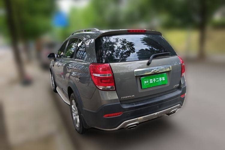 Used Chevrolet Captiva 2017 2.4L Two-Wheel Drive Luxury Edition 7 Seats Rear Left 45 Deg