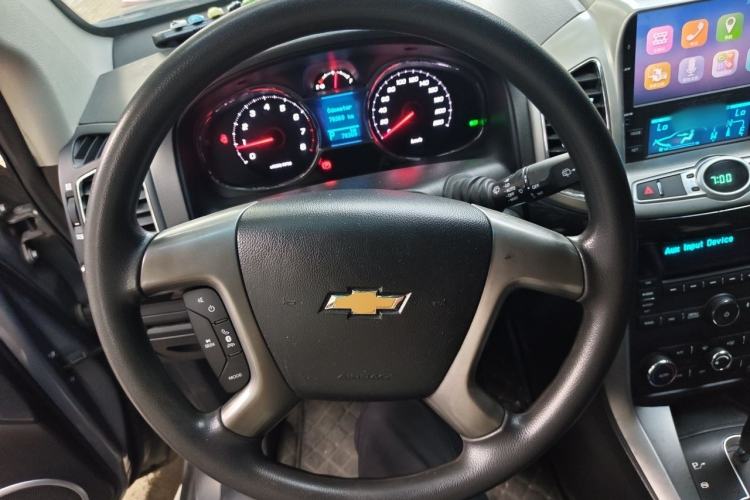 Used Chevrolet Captiva 2017 2.4L Two-Wheel Drive Luxury Edition 7 Seats Steering Wheel