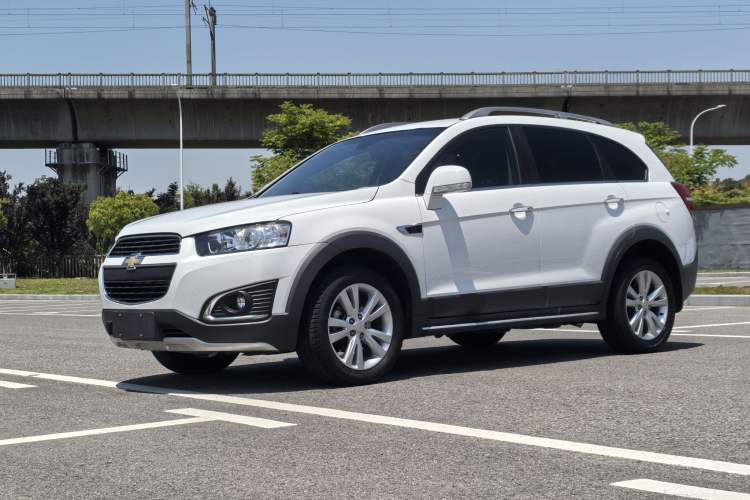 Used Chevrolet Captiva 2017 2.4L 4x4 Flagship Edition 7-Seater Guazi used car, China used car export, Used car for sale, Used cars, Cheapest cars for sale