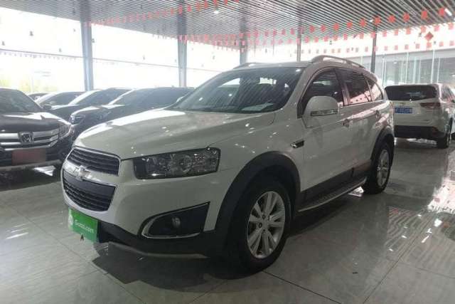 Used Chevrolet Captiva 2017 2.4L 4x4 Flagship Edition 7-Seater