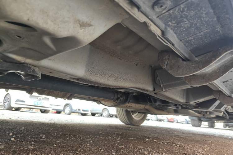 Used Chevrolet Captiva 2017 2.4L 4x4 Flagship Edition 7-Seater Chassis Front Left