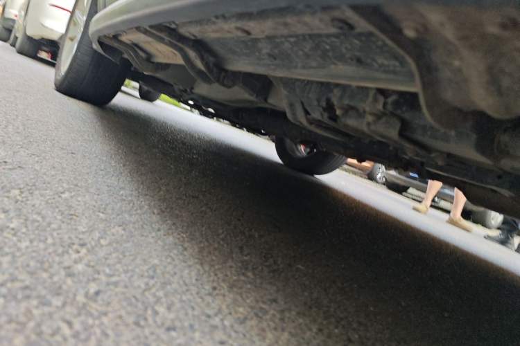 Used Chevrolet Captiva 2017 2.4L 4x4 Flagship Edition 7-Seater Chassis Rear Left