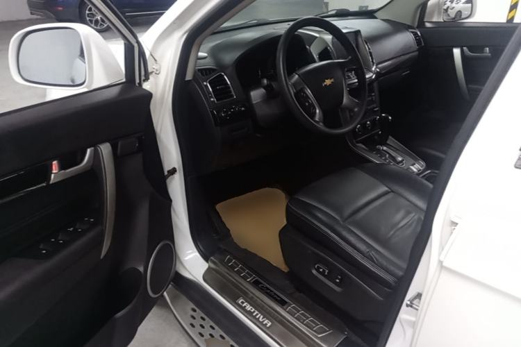 Used Chevrolet Captiva 2017 2.4L Two-Wheel Drive Luxury Edition 7 Seats Driver Seat