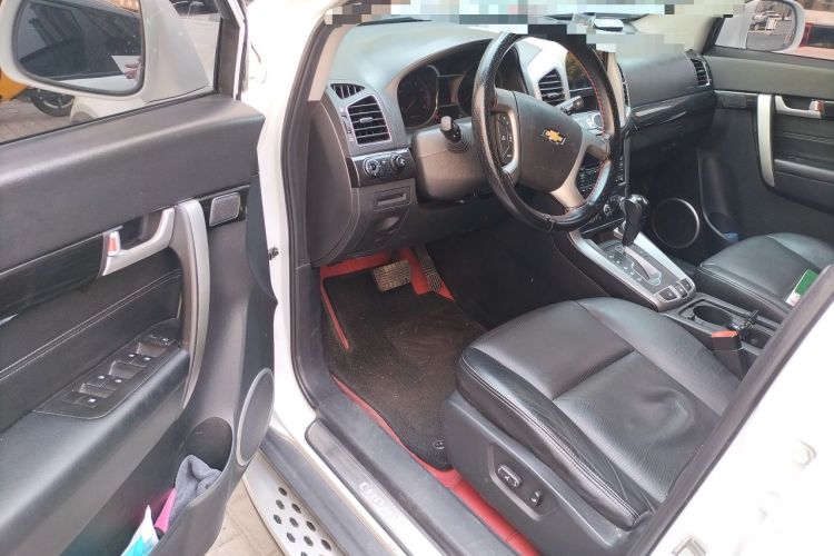 Used Chevrolet Captiva 2017 2.4L Two-Wheel Drive Luxury Edition 7 Seats Driver Seat