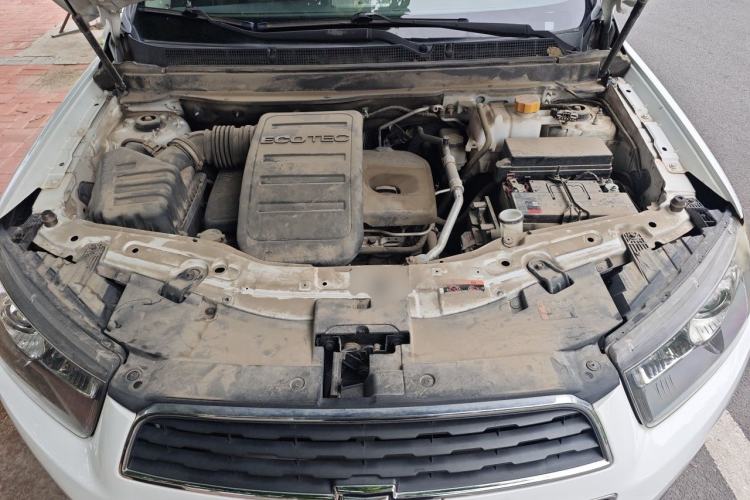 Used Chevrolet Captiva 2017 2.4L 4x4 Flagship Edition 7-Seater Engine Bay