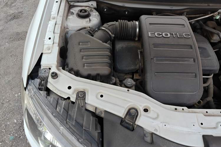 Used Chevrolet Captiva 2017 2.4L 4x4 Flagship Edition 7-Seater Engine Bay Right