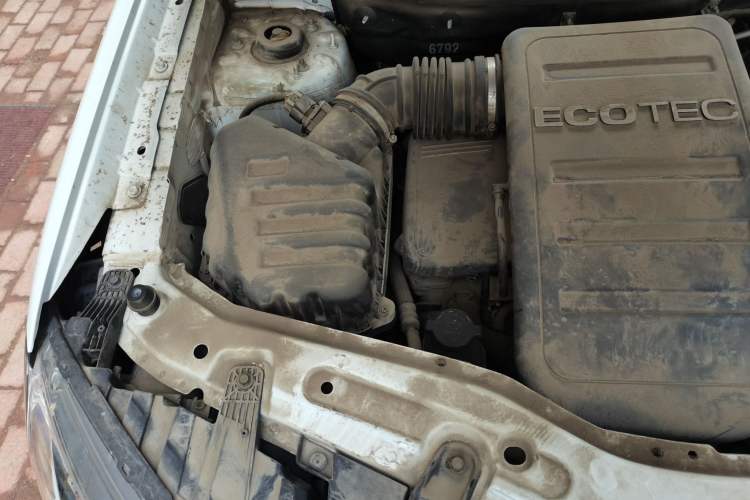 Used Chevrolet Captiva 2017 2.4L 4x4 Flagship Edition 7-Seater Engine Bay Right