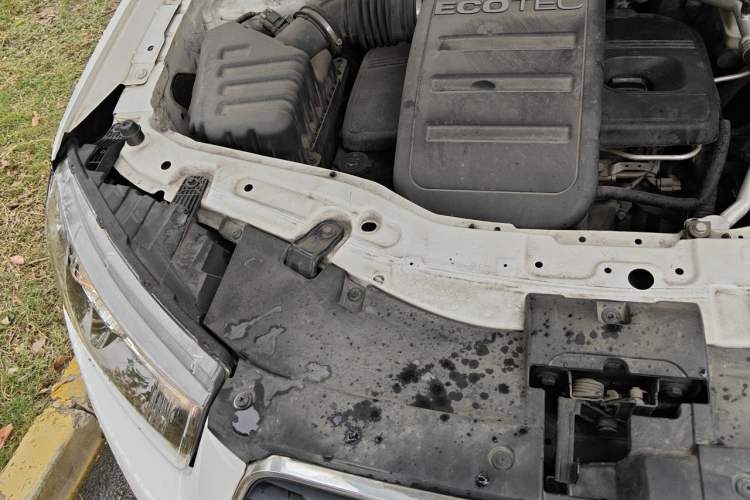 Used Chevrolet Captiva 2017 2.4L 4x4 Flagship Edition 7-Seater Engine Bay Right