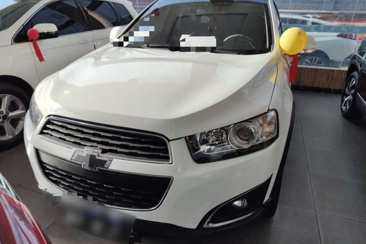 Used Chevrolet Captiva 2017 2.4L 4x4 Flagship Edition 7-Seater Exterior 1