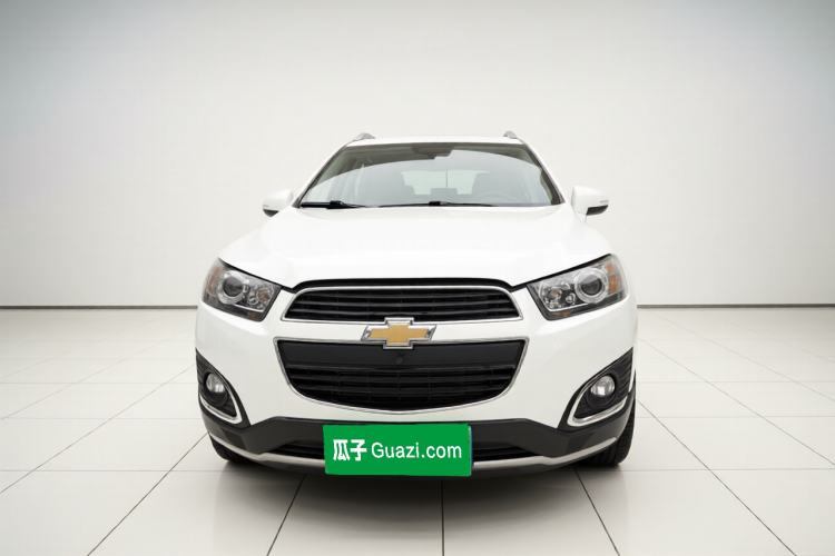 Used Chevrolet Captiva 2017 2.4L 4x4 Flagship Edition 7-Seater Exterior 1
