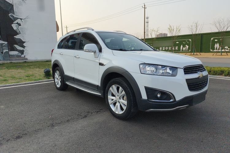Used Chevrolet Captiva 2017 2.4L 4x4 Flagship Edition 7-Seater Exterior 2