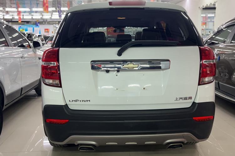 Used Chevrolet Captiva 2017 2.4L Two-Wheel Drive Luxury Edition 7 Seats Exterior 3