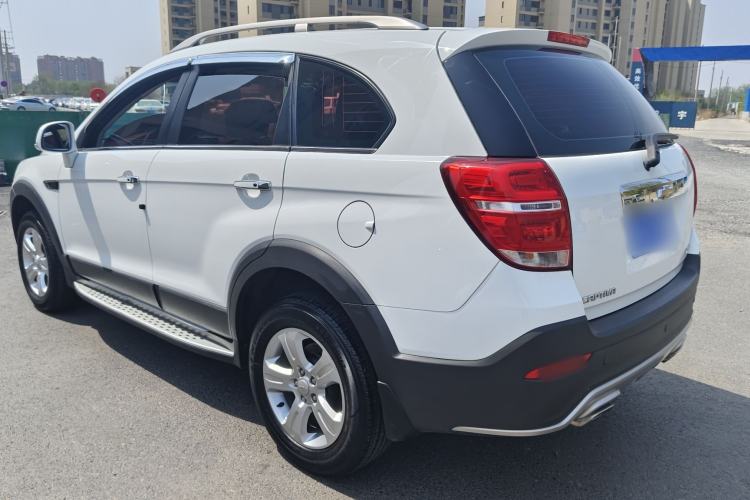Used Chevrolet Captiva 2017 2.4L Two-Wheel Drive Luxury Edition 7 Seats Exterior 4