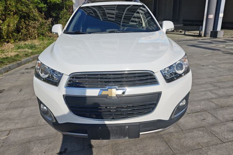 Used Chevrolet Captiva 2017 2.4L Two-Wheel Drive Luxury Edition 7 Seats Exterior 5