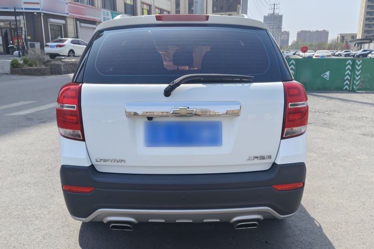 Used Chevrolet Captiva 2017 2.4L Two-Wheel Drive Luxury Edition 7 Seats Exterior 5